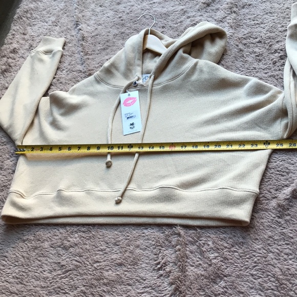 Wild fox Trenton cropped hoodie - Picture 9 of 11